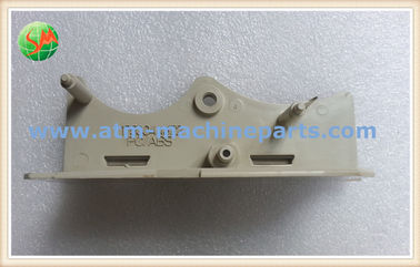 Plat latéral de garde de plastique de Wincor Nixdorf 1750044672 pour le module CMD-V4