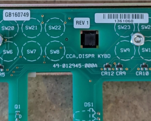 Le clavier de commande du guichet automatique, le distributeur CCA 49012945000A L5-7